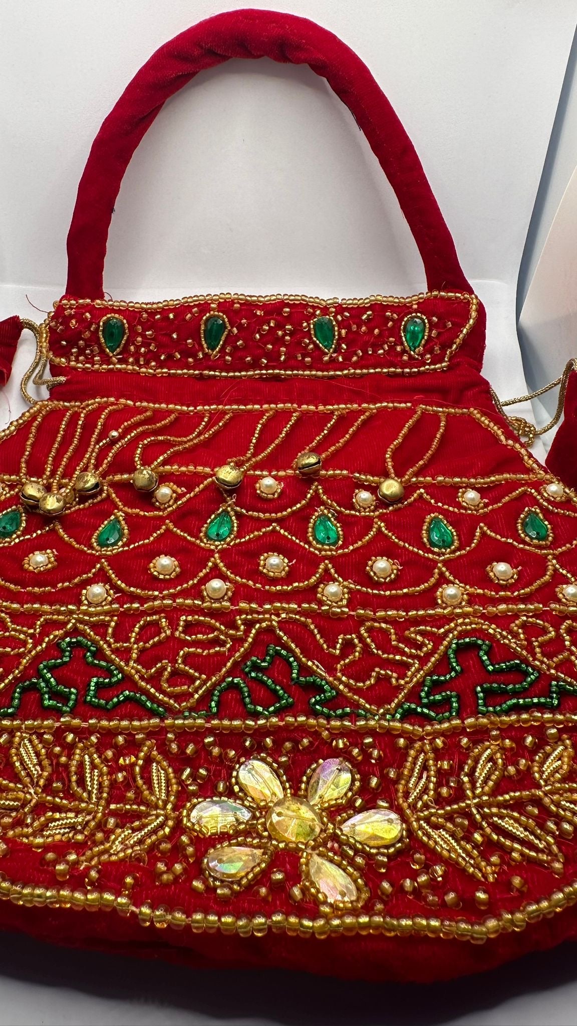 VELVET POTLI (Bag) 3