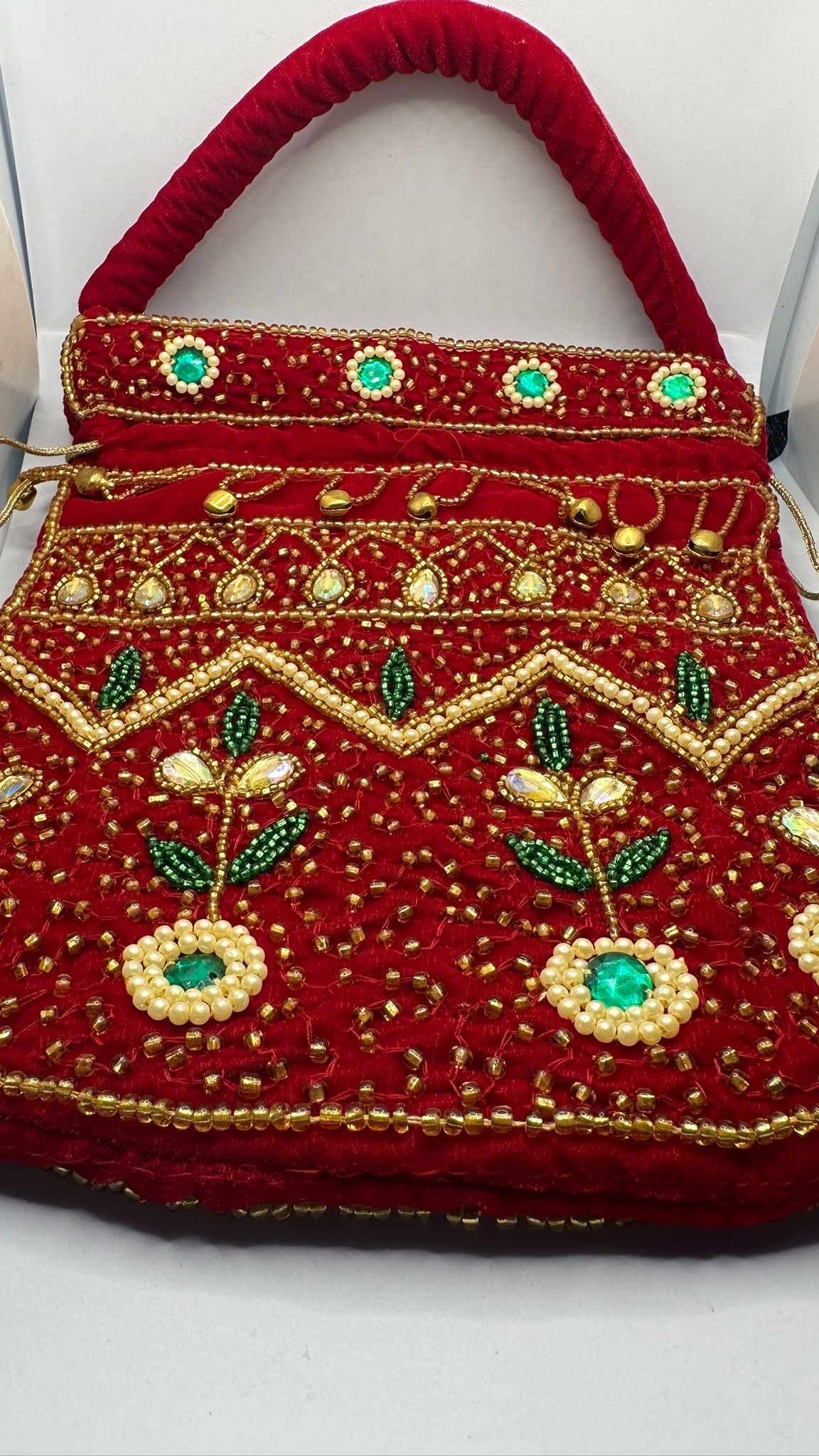 VELVET POTLI (Bag) 1