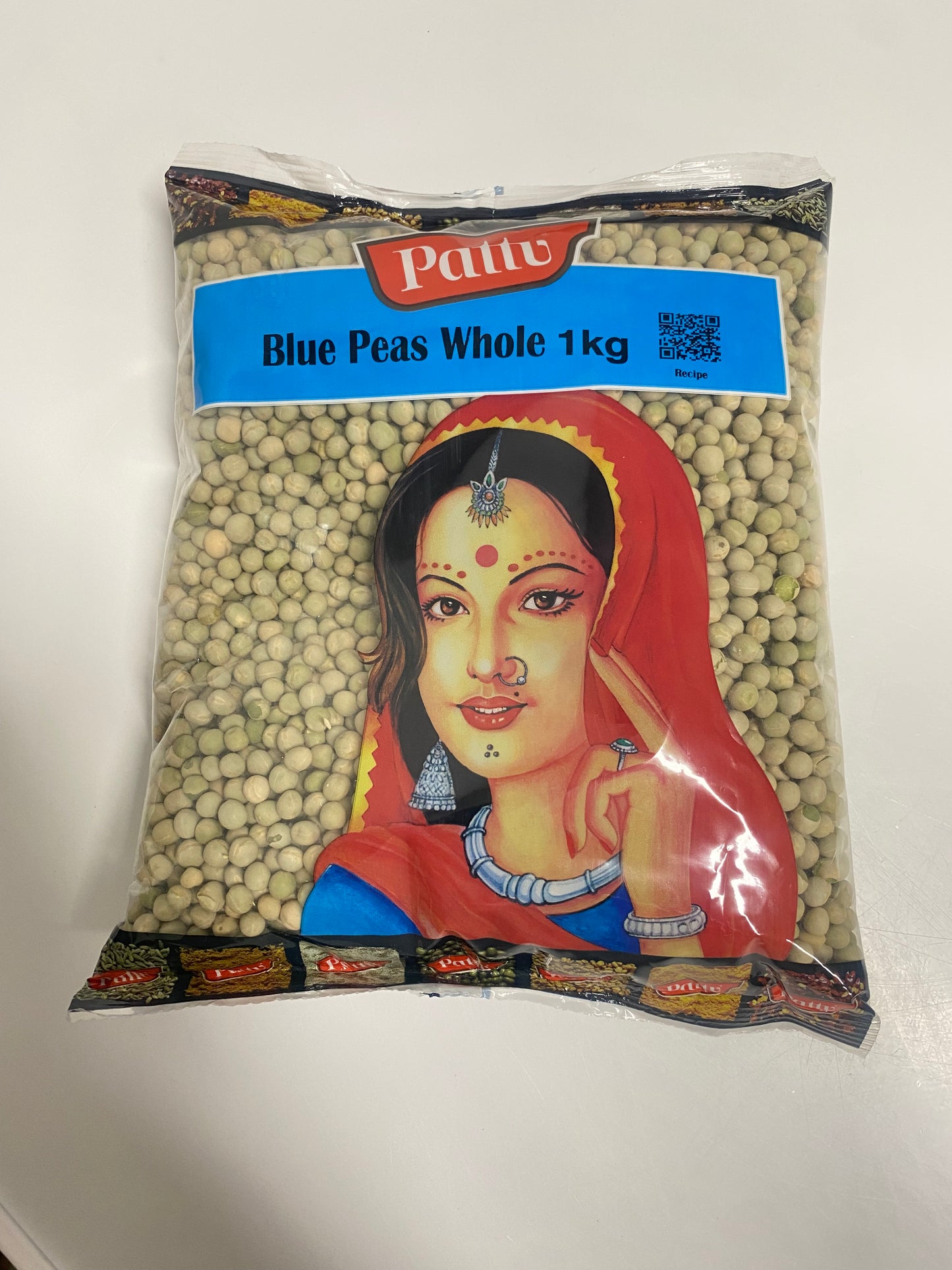 PATTU- BLUE PEAS WHOLE 1KG