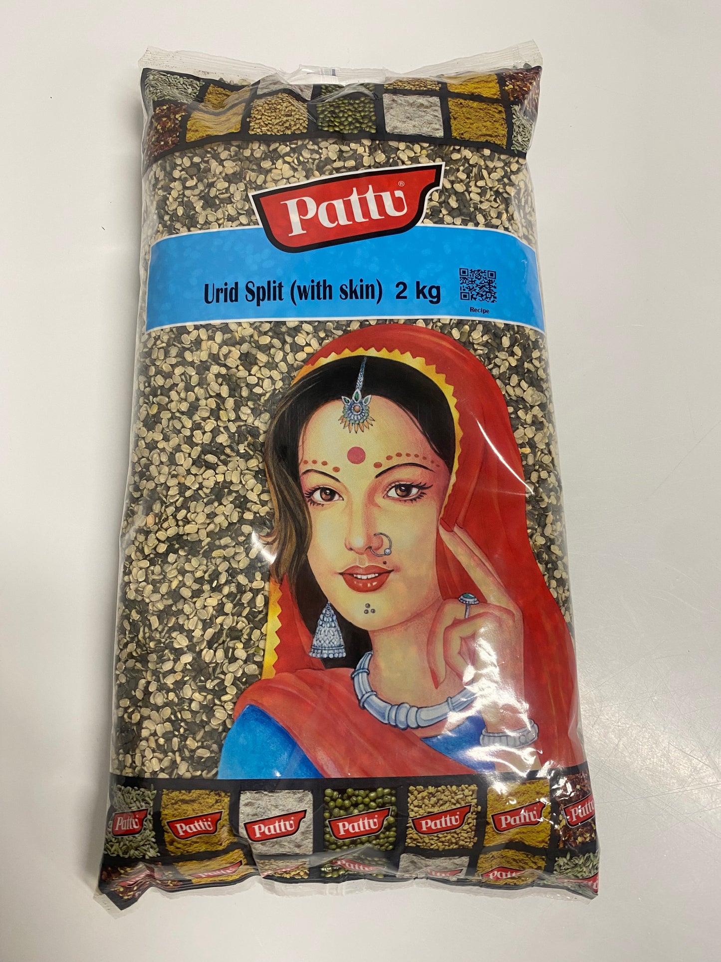 PATTU- URID SPLIT (With Skin) 2 KG (Mass Ko Dal)